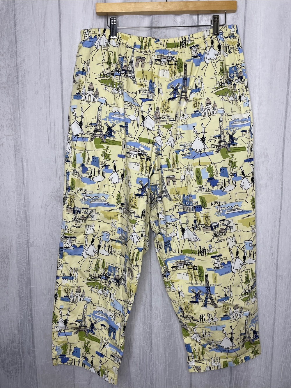 Silhouettes Paris Print Lounge Pants in Pale Yellow, Blue and Green. Pockets.